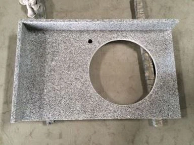 Висококачествена горна част с кръгла решетка