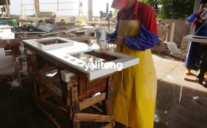 Бяло нано кристализирани стъкло Mitered край суета върхове