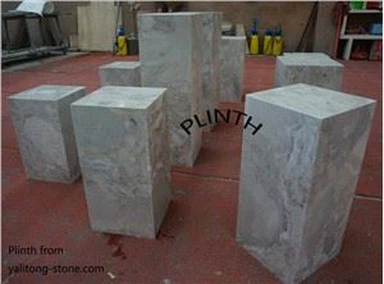 Площ на мраморния цокъл на Алберт Грей